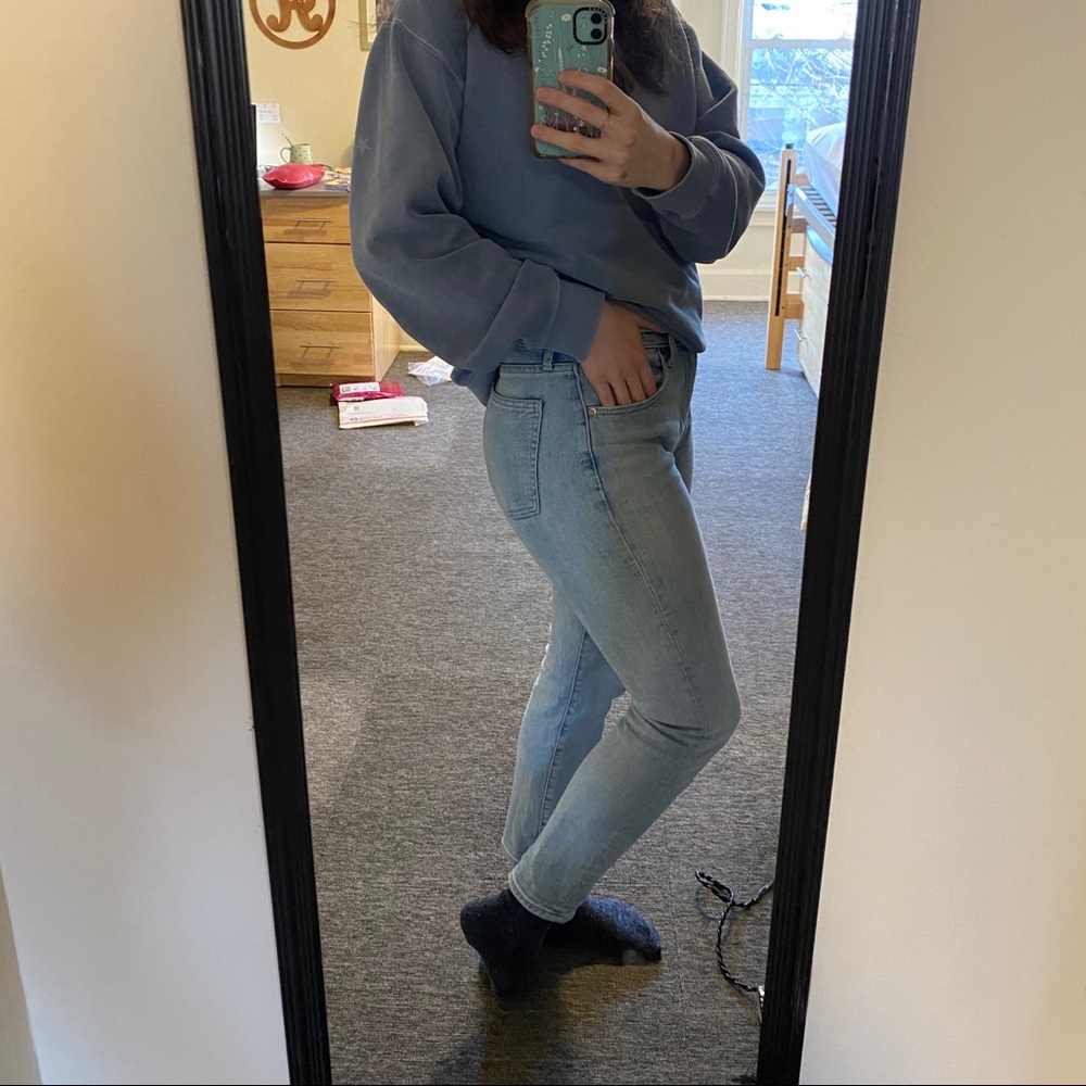 Gap Girlfriend Jeans Light-wash Mid-rise